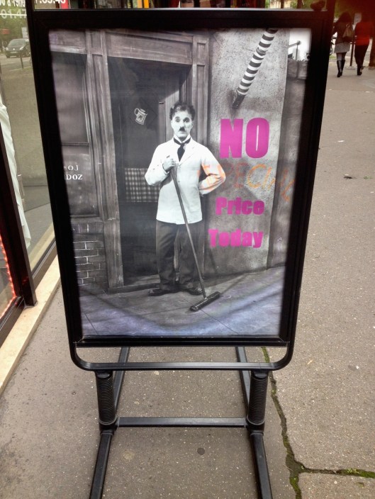 002_la polizia sfondò 180